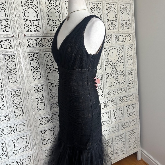 Monique Lhuillier ML Shirred Tulle Overlay Lace Trumpet Prom Dress V Neck Sz 10 - Picture 6 of 11